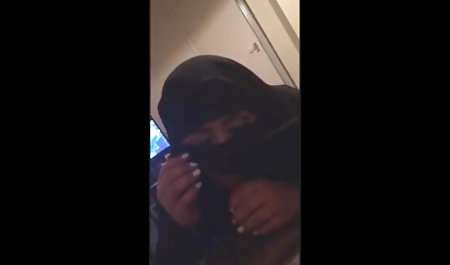لوتین غنیمت دهن دهان و گربه های جوان را كانال فيلم سينمايي سكسي فریب می دهد